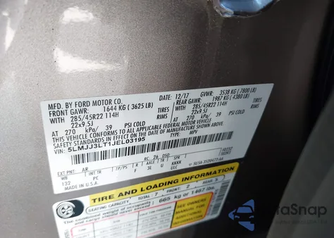 2018 Lincoln Navigator L Reserve из США, поврежденный, VIN 5LMJJ3LT1JEL03195